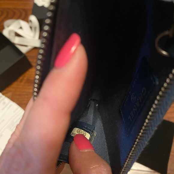 Authentic Chanel O Key holder/card case in Blue - Picture 6 of 10